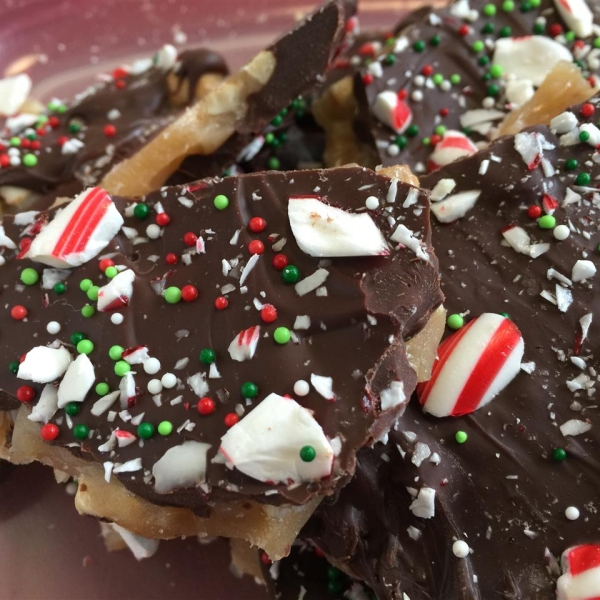 Easy Cashew Sea Salt Toffee