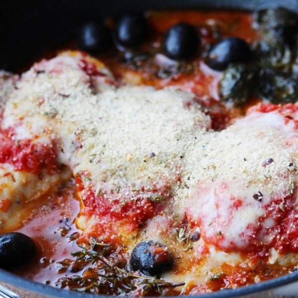 Hunt's® Bruschetta Chicken Skillet