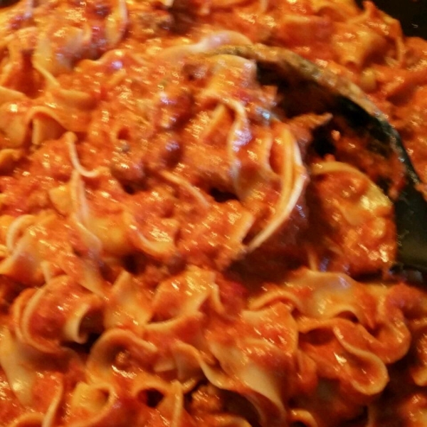 NO YOLKS® One Pot Cheesy Taco Noodles