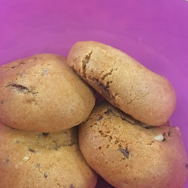 Air Fryer Chocolate Chip Cookie Bites