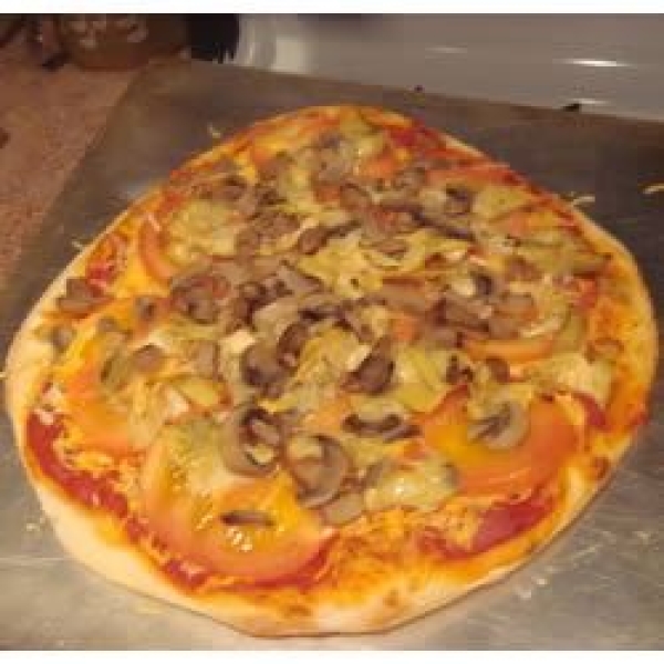 Garlic and Artichoke Pizza