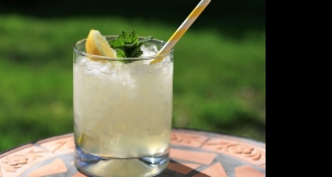 Vodka Lemonade with Mint