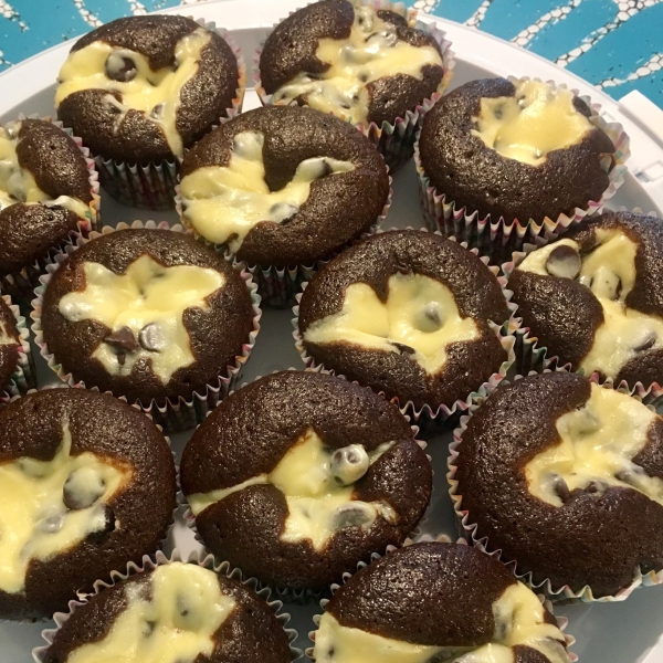 Grandma Gudgel's Black Bottom Cupcakes