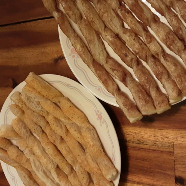 Crispy Cheese Twists