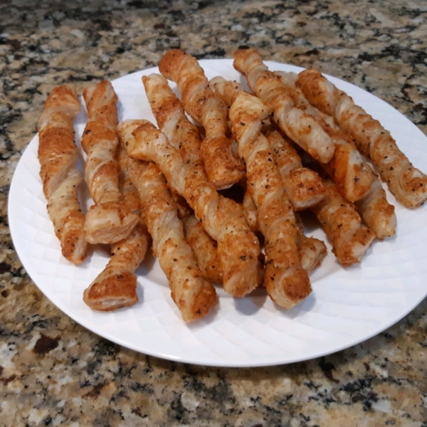 Crispy Cheese Twists