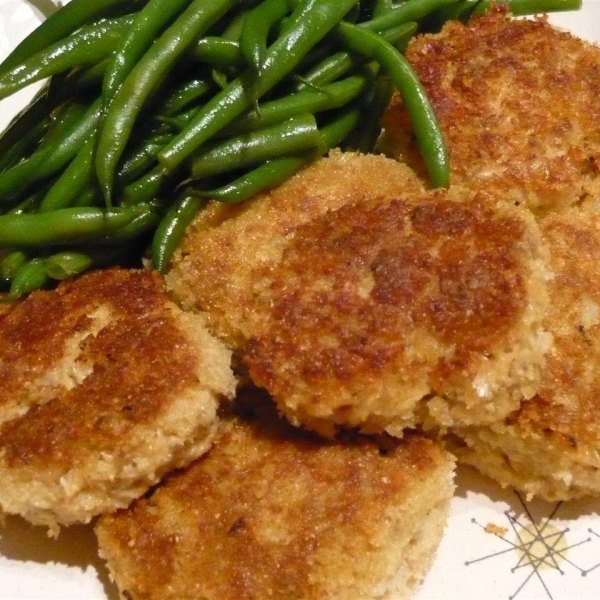 Fabienne's 'Black-Eyed' Crab Cakes