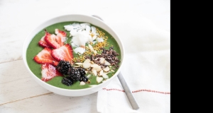 Green Glow Smoothie Bowl