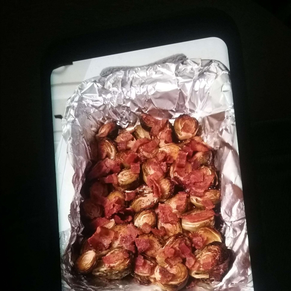 Maple Roasted Brussels Sprouts with Bacon
