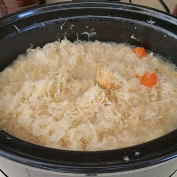 Slow Cooker Pork and Sauerkraut