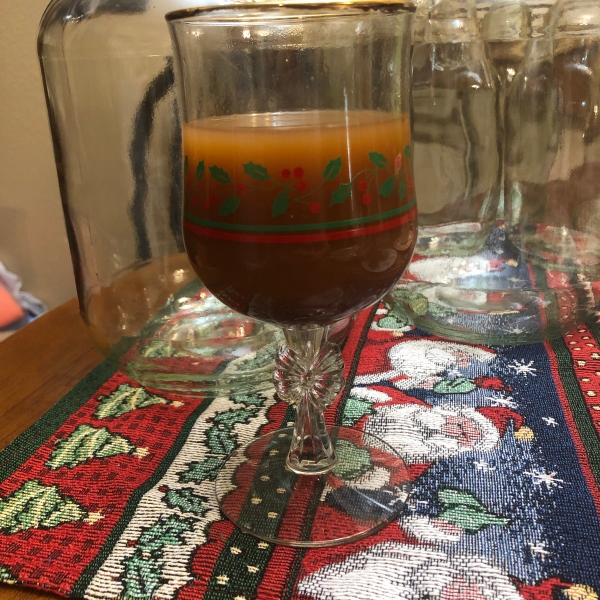 Freyja Farms Holiday Mulled Cider