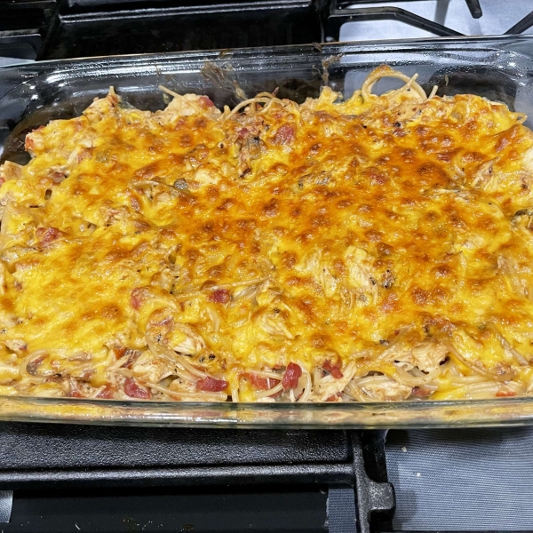 Instant Pot® Spicy Chicken Spaghetti Casserole with Frozen Chicken Breasts