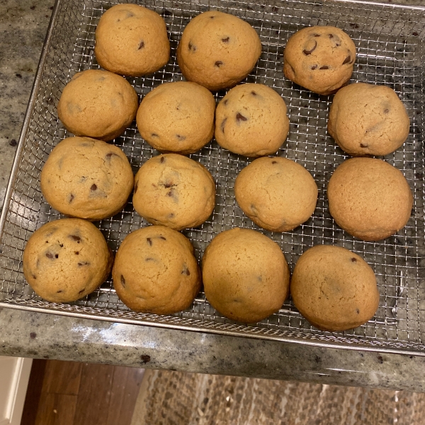 Mom's Chocolate Chip Cookies