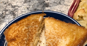 Grilled Apple and Swiss Cheese Sandwich