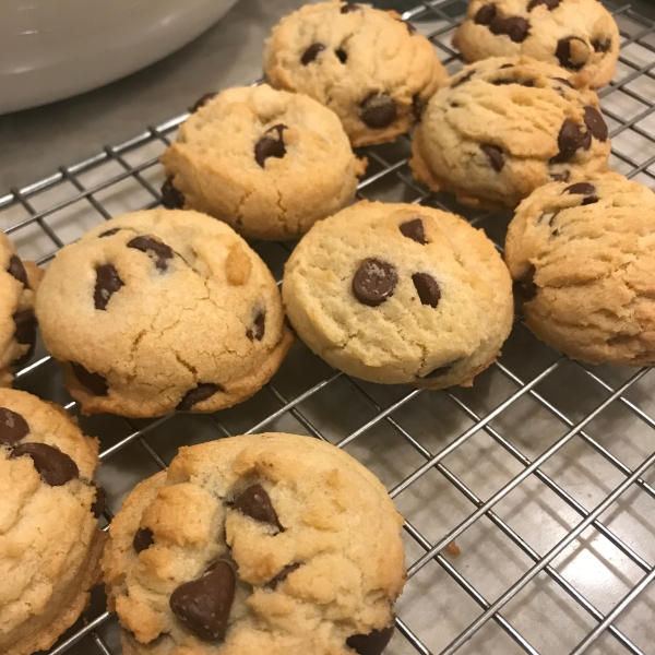 Crisp Rice Chocolate Chip Cookies