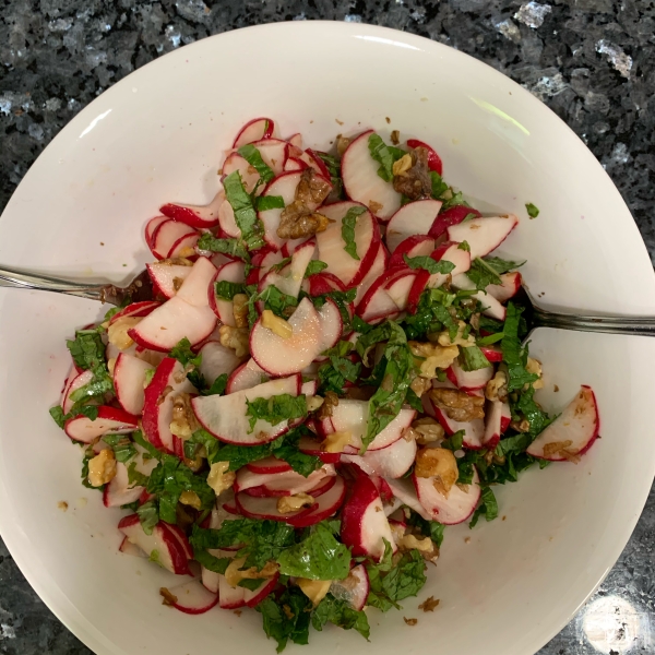 Lebanese Radish Salad
