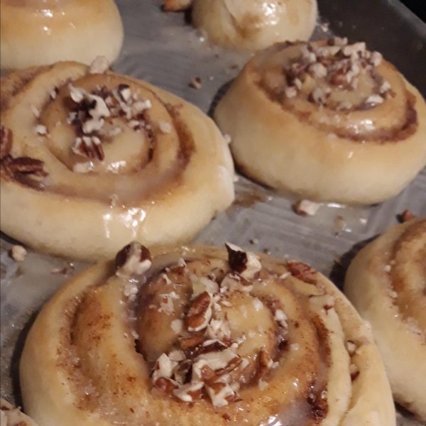 Grandma Bonnie's Cinnamon Rolls