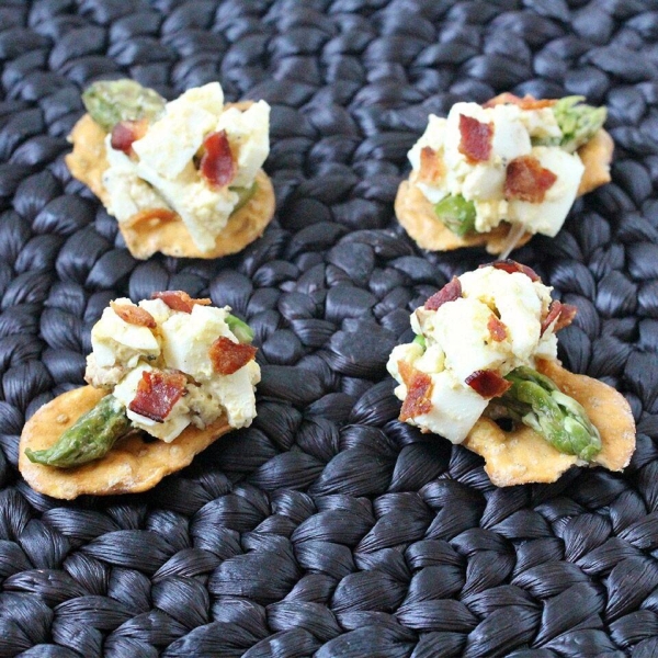 Bacon & Egg Salad Bites