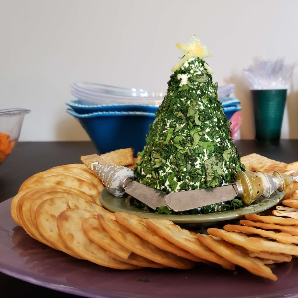Cream Cheese, Havarti, and Parmesan Herbed Christmas Tree