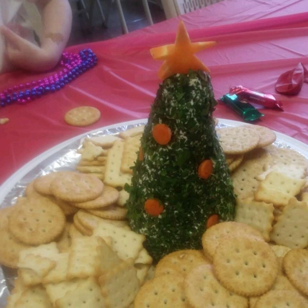 Cream Cheese, Havarti, and Parmesan Herbed Christmas Tree