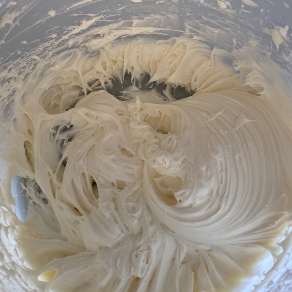 The Perfect Cinnamon Roll Icing