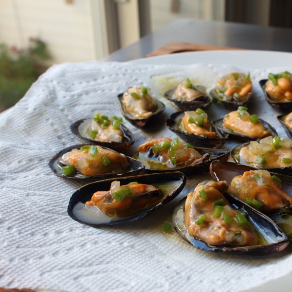 Lemon Jalapeno Marinated Mussels
