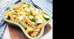 Low-Fat Cucumber Pepper Pasta Salad