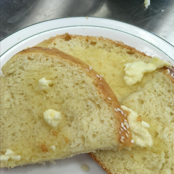 Khobz el Dar (Algerian Semolina Bread)