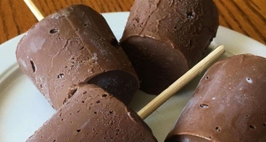 Chocolate Pudding Popsicles