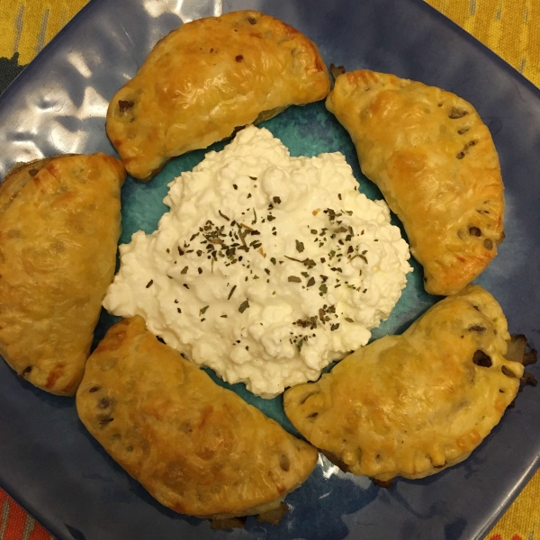 Mediterranean Meat Pies (Sfeeha)