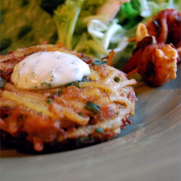 Crab and Noodle Cakes with Cilantro-Lime Mayonnaise