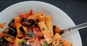 Rigatoni alla Puttanesca e Arrabbiata