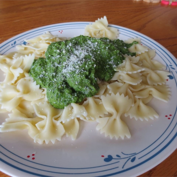 Spinach Almond Pesto