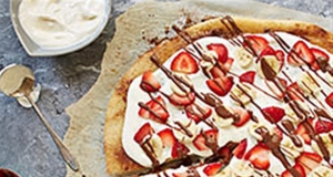 Chocolate Hazelnut Pizza with Strawberries and Bananas
