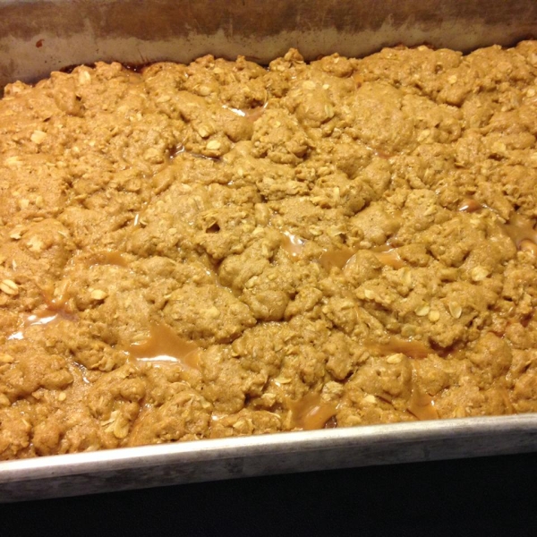 Becky's Oatmeal Carmelitas