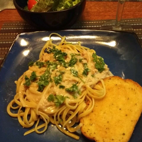 Creamy Linguine with Clam Sauce