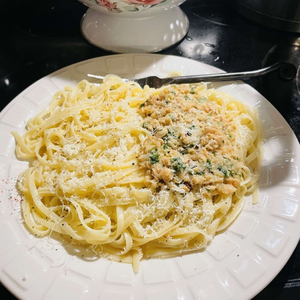 Creamy Linguine with Clam Sauce