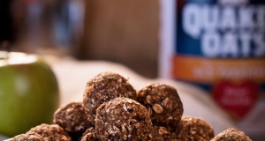 Apple Cinnamon Walnut Energy Bites
