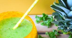 Kale and Pineapple Detox Smoothie