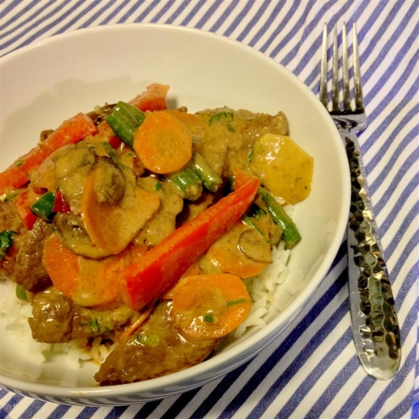 Bison Red Curry