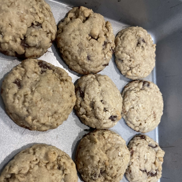 Soft Oatmeal Cookies
