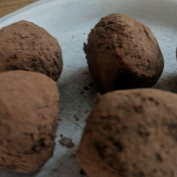 Vegan Almond Truffles