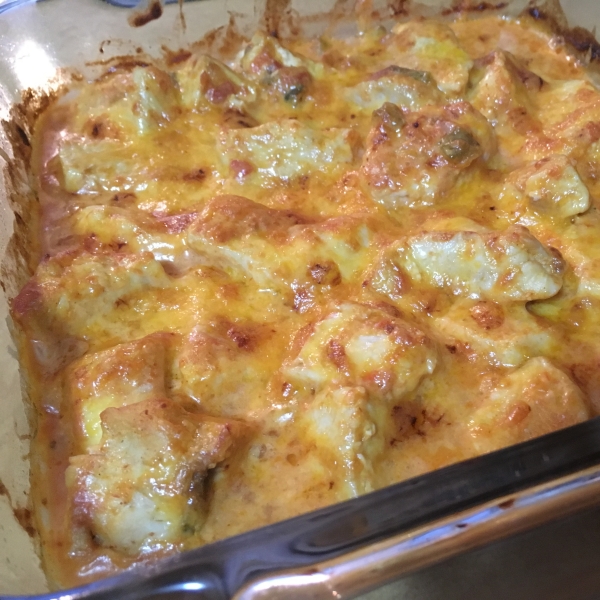 Spicy Keto Chicken-and-Cheese Casserole