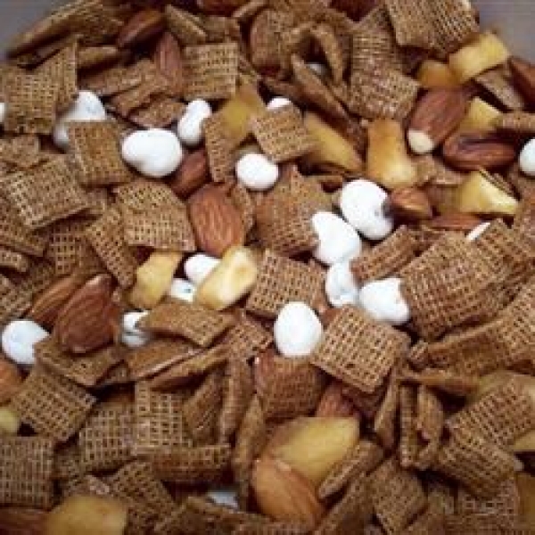 Cinnamon-Apple Chex® Mix