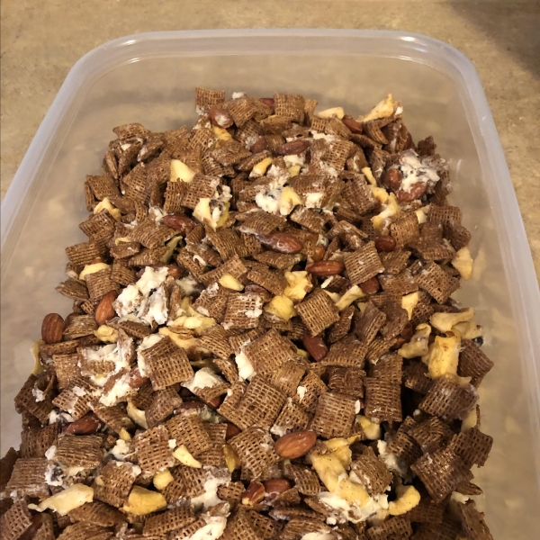 Cinnamon-Apple Chex® Mix