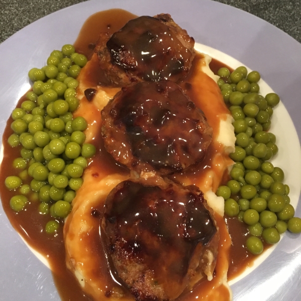Meatloaf Muffins With Brown Gravy