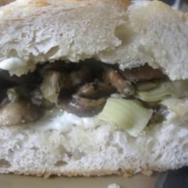 Mushroom Artichoke Sandwich