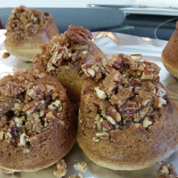 Sticky Pecan Muffins