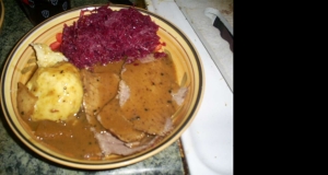 Kartoffelklöße (German Potato Dumplings)