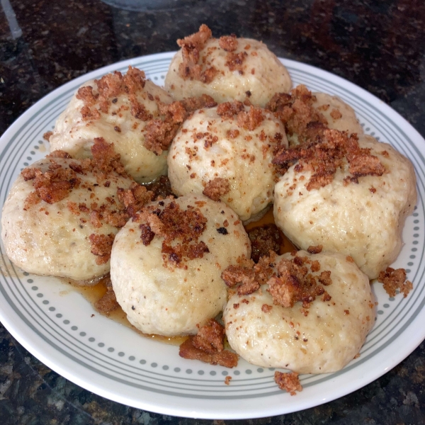 Kartoffelklöße (German Potato Dumplings)