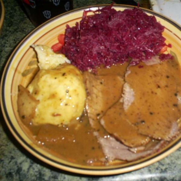Kartoffelklöße (German Potato Dumplings)